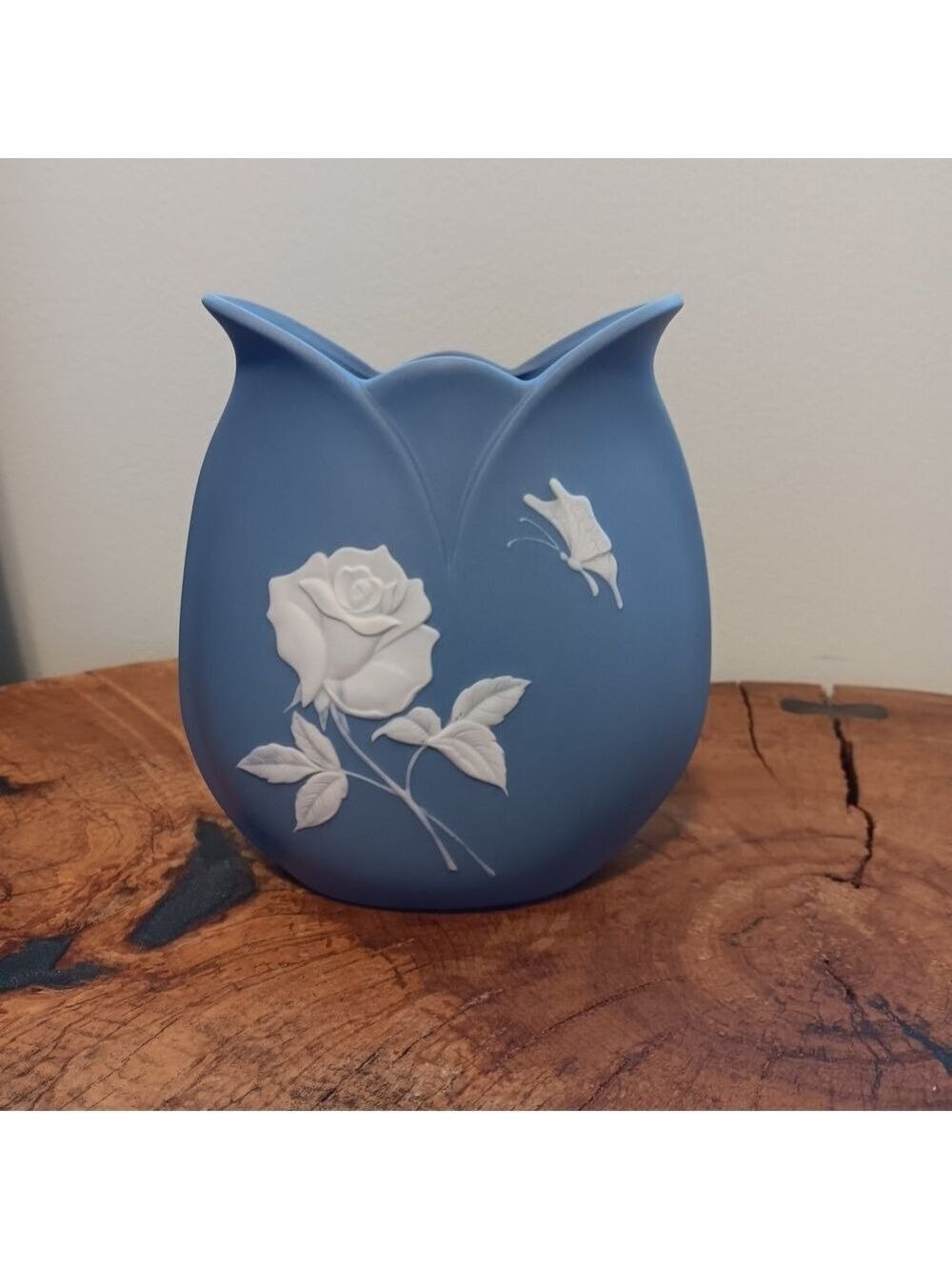 Project By O-S-Y Cameo Tulip Shaped Vase